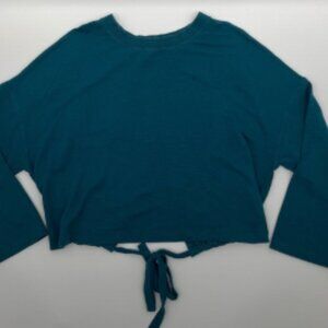 Fabletics Green Long Sleeve Open Back Lightweight Sweatshirt - 3X/4X